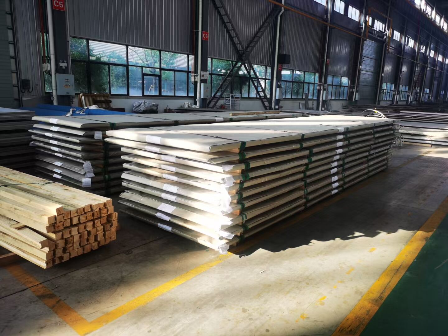 stainless steel plate.jpg