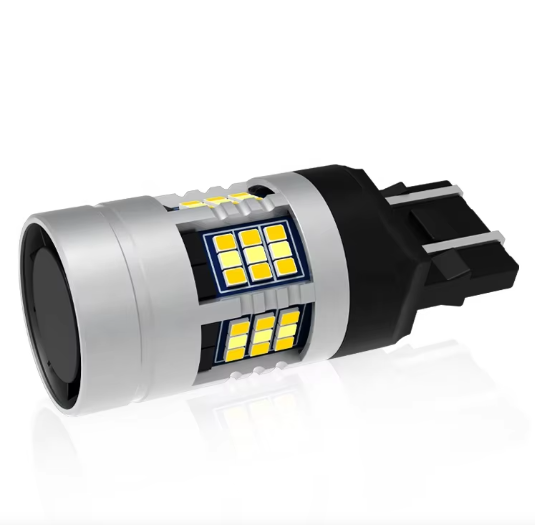 Stiluri de Luminări Spate LED pentru Diferite Mașini