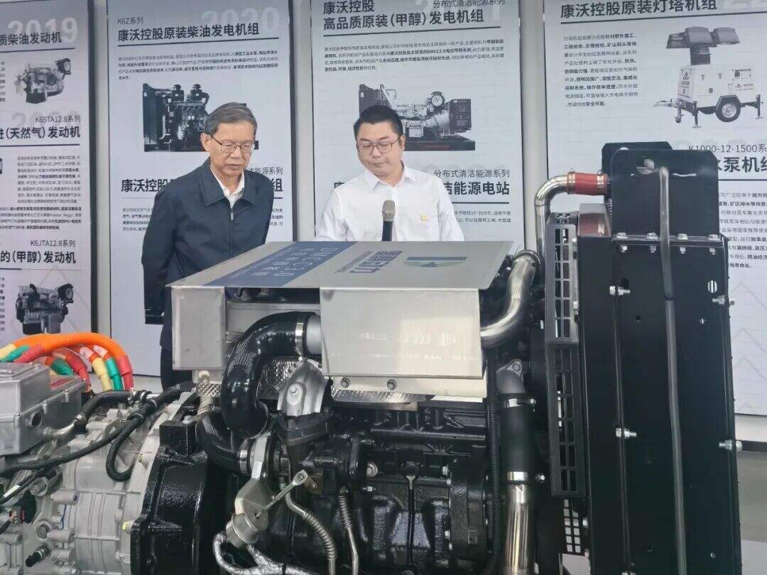 4(a370cf8a5d).jpg