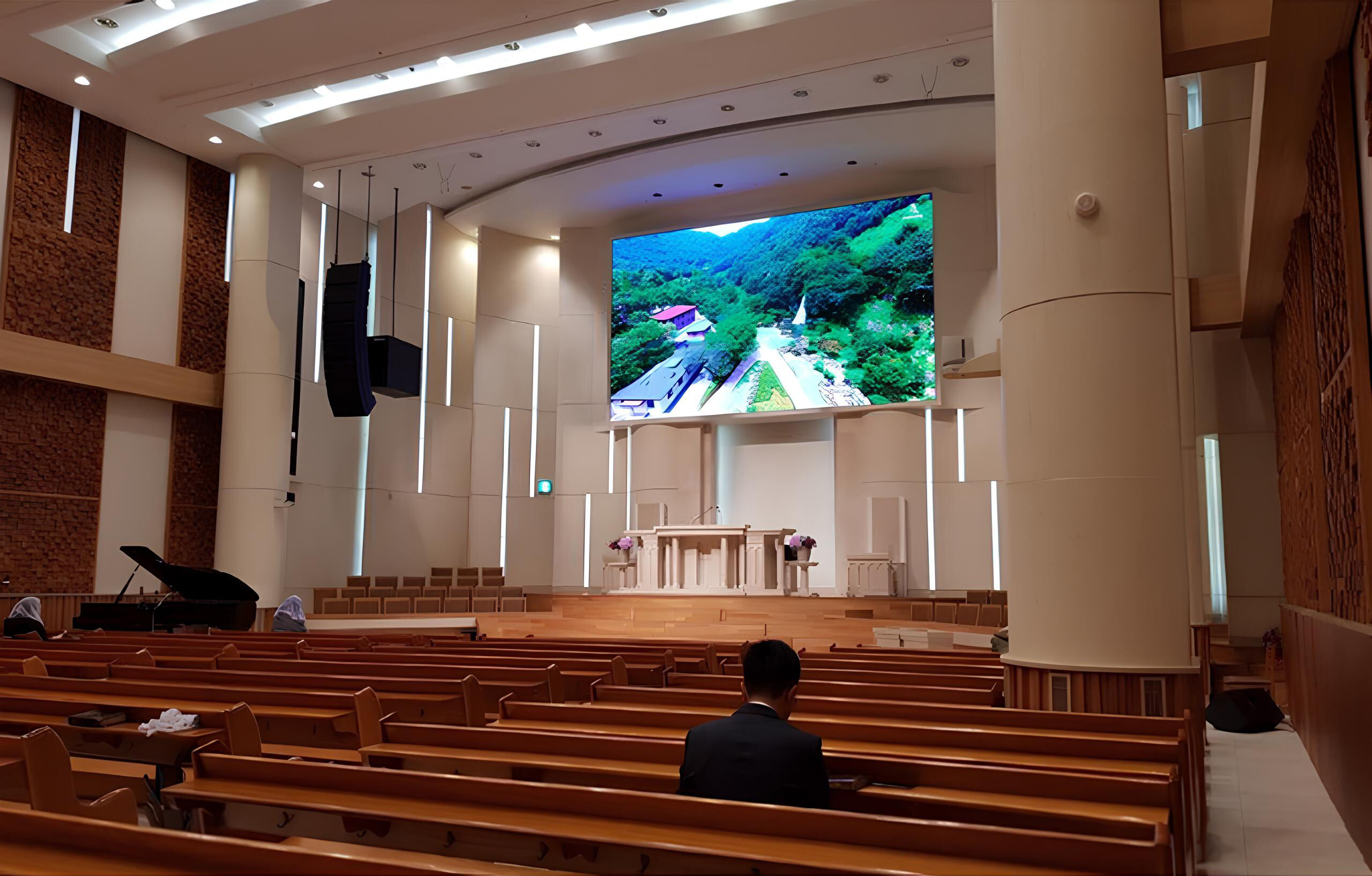 Anwendung von LED-Displays in Kirchen