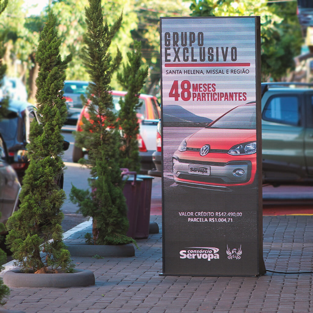 Solutions d'affichage LED Totem | Écrans lumineux sur mesure