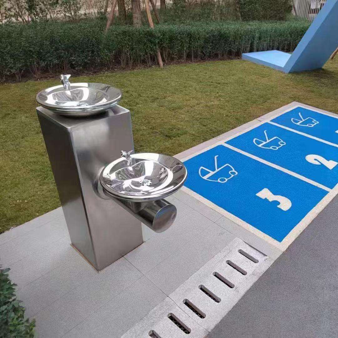 Theme Park Drinking Solutions