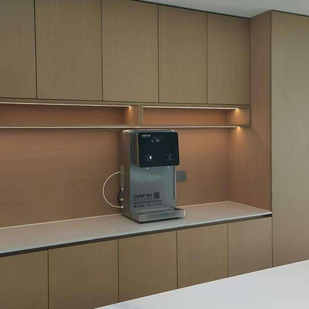 Office Desktop Drinking Solution