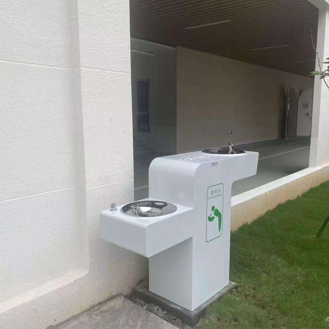 School Outdoor Dinking Solutions