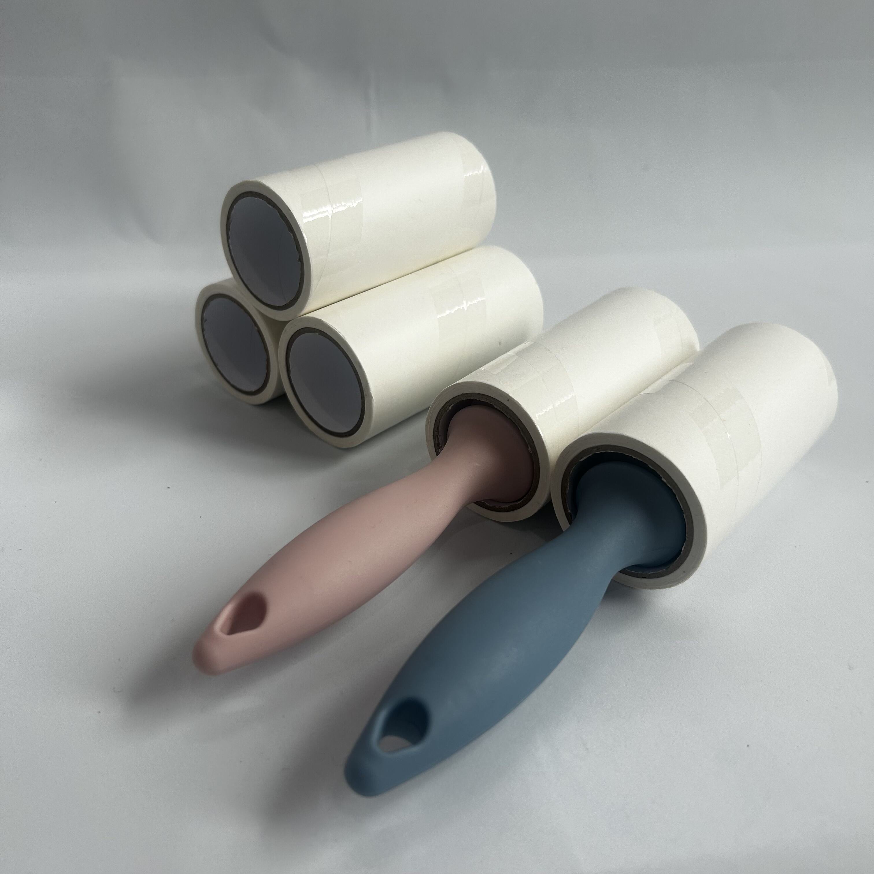 Sticky Roller vs Lint Brush: Which is Better for Pet Hair?