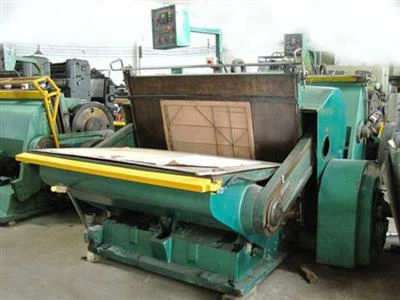 Semi-automatic Creasing Machine