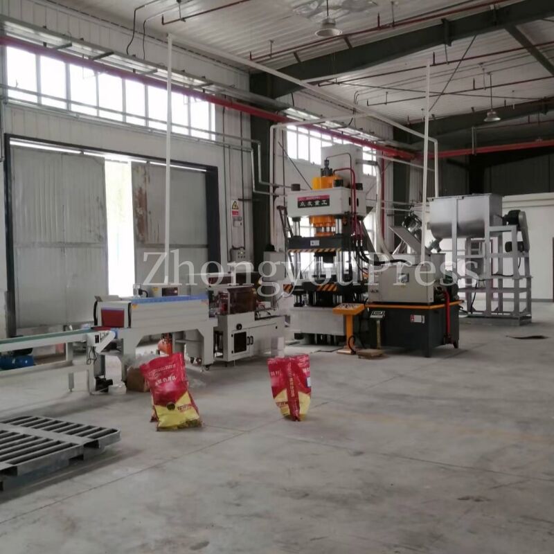 salt brick machine production line.jpg
