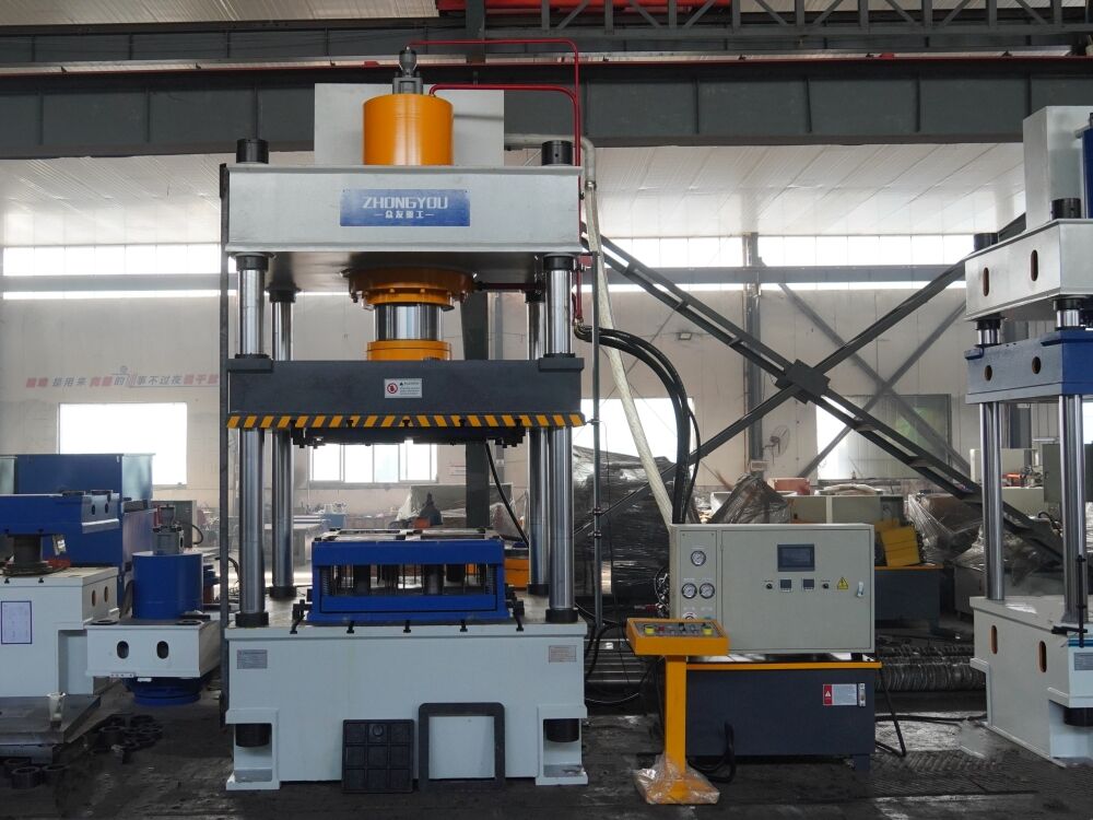 Resin Manhole Cover Hot Press Machine (3).JPG