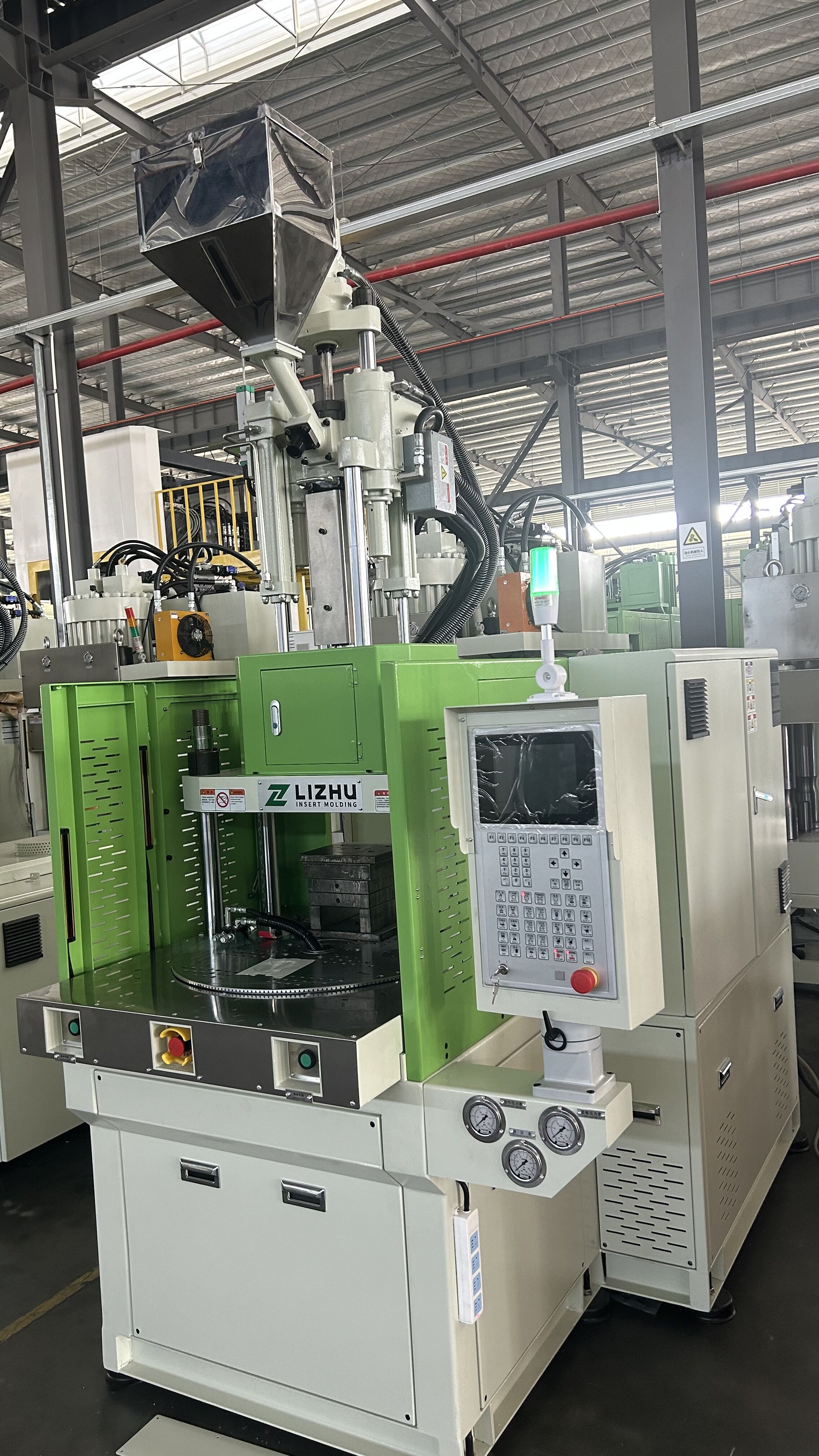 vertical injection molding manufacturer