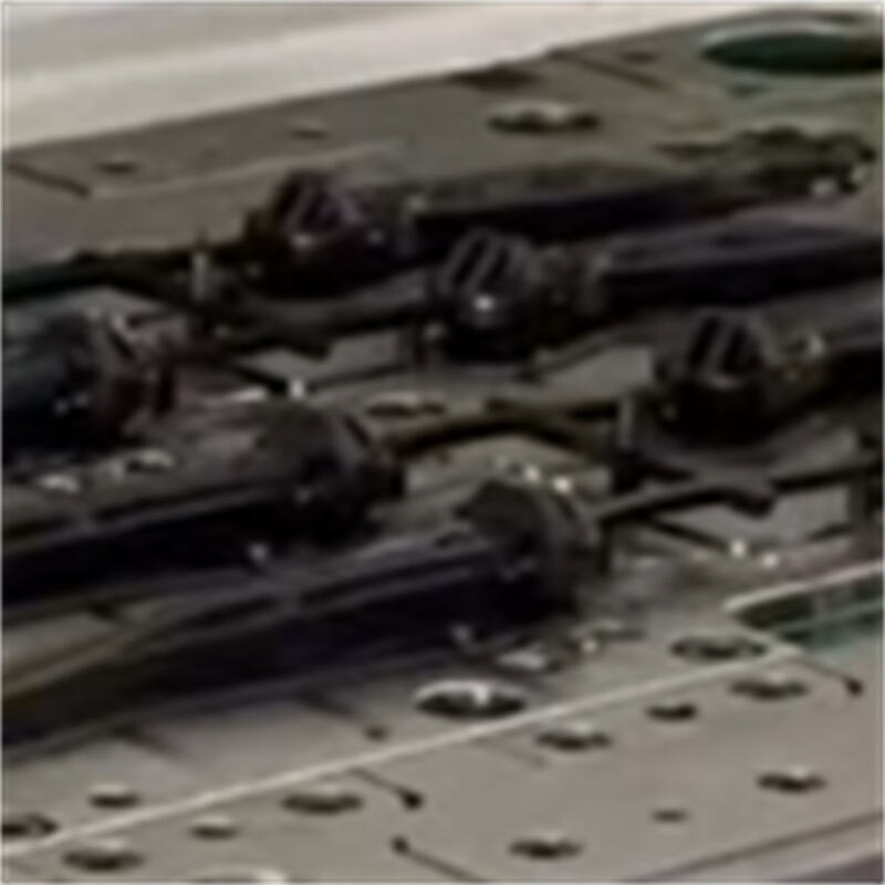 Studium przypadku: Rozwiązanie formowania elementu blokady drzwi samochodowych