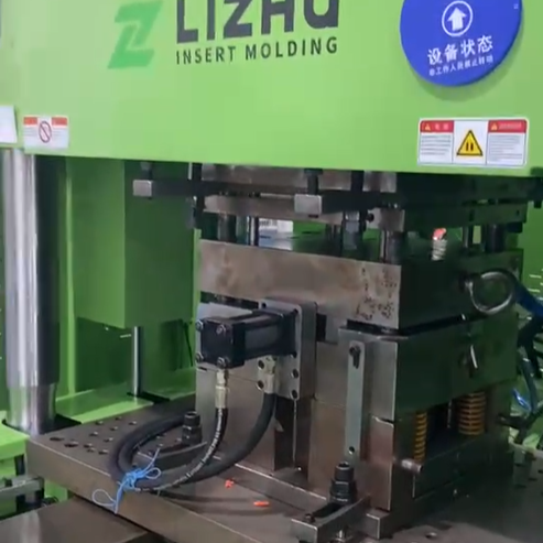 Single sliding vertical injection molding machine for Autotive charging parts