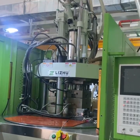 120tons rotary table machine with low base, more convenient and efficient