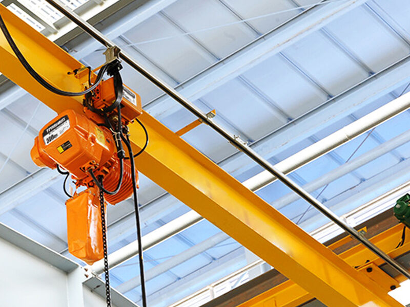 Under-slung crane .jpg