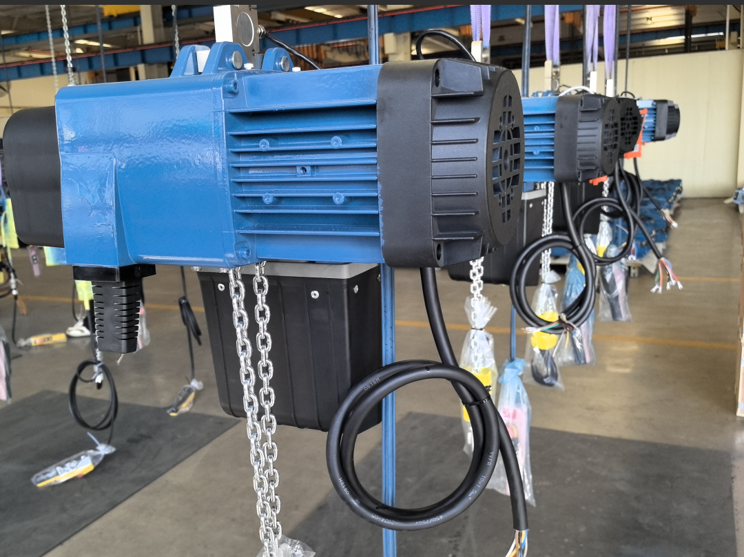 Boost Efficiency, Guard Cleanliness — Electric Chain Hoists #Cleanroom hoist # Monorail hoist , Your New Partner in Industrial Material Handling