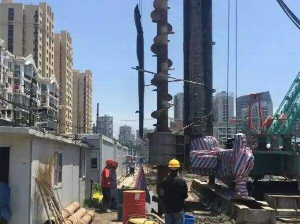 Construction machinery - - Types of pile drivers