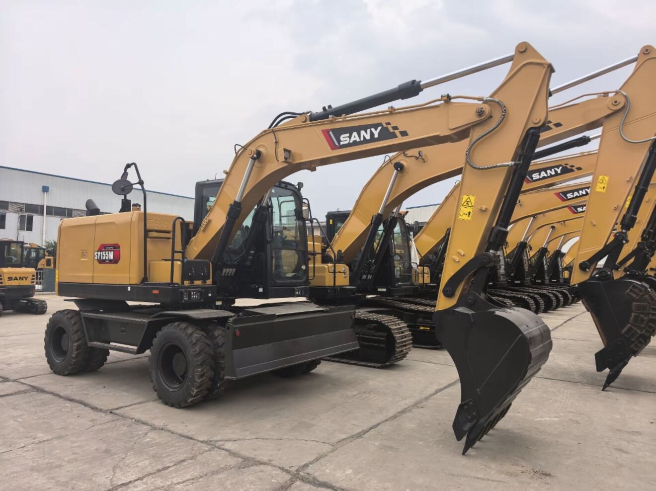 Sraith Rota Hyundai HW, Digeáil Huan Liostáilte Nua