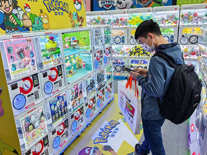 El impacto global de las máquinas expendedoras de gacha