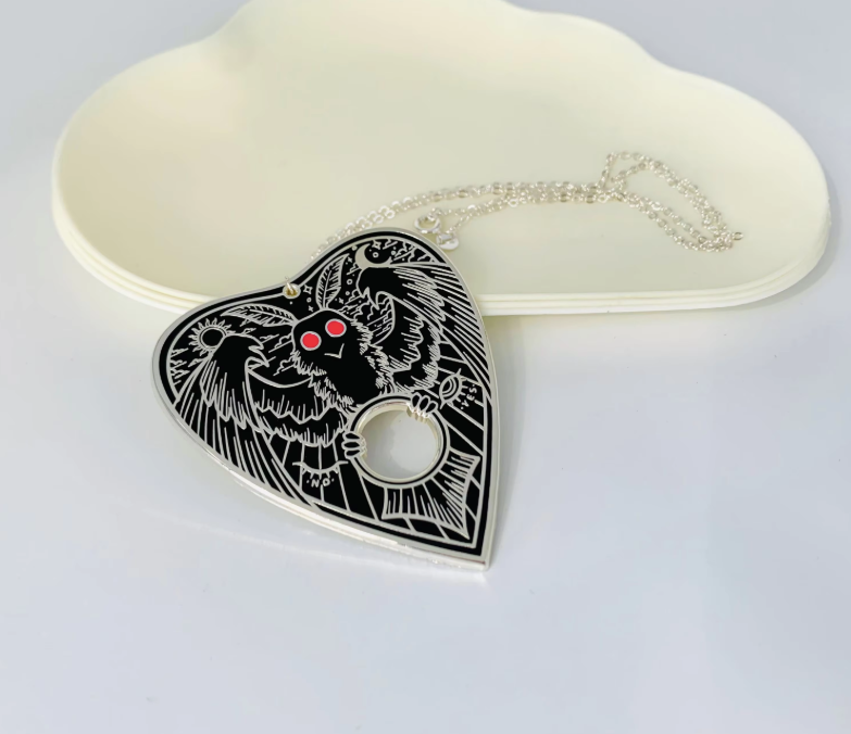 Výrobce individuálních náhrdelníků | Náhrdelníky z osobně upraveného stříbra a emailu | OEM/ODM