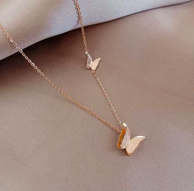 कस्टम नेकलेस निर्माता | व्यक्तिगत स्टर्लिंग सिल्वर और एनामेल पेंडेंट नेकलेस | OEM/ODM