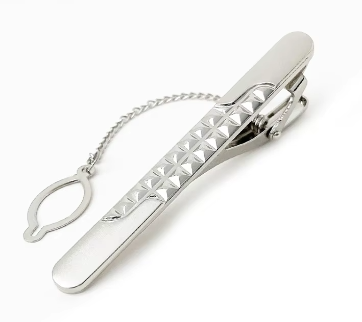 थोक में उच्च गुणवत्ता वाले फैशन सिंप्लिसिटी धातु टाई क्लिप्स, चेन के साथ बिजनेस उपहार के लिए