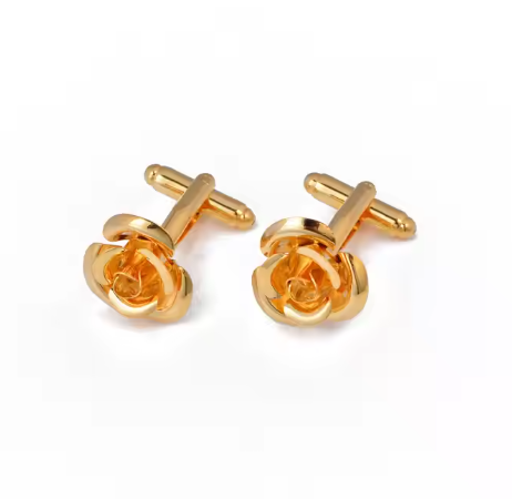 Velkoobchod s vysoce kvalitními jednoduchými kovovými sponami na kravatu s řetízkem pro firemní dárky