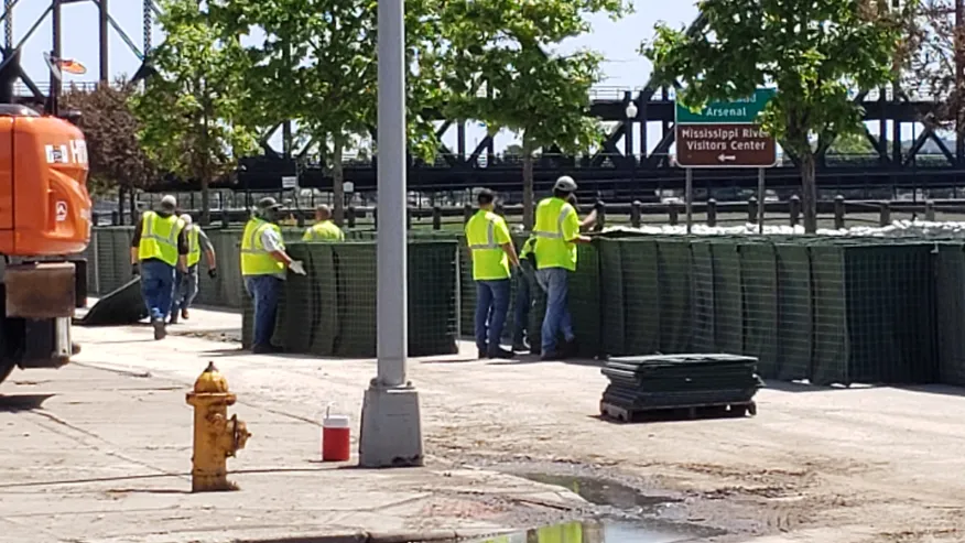 HESCO barriers going back up in Davenport