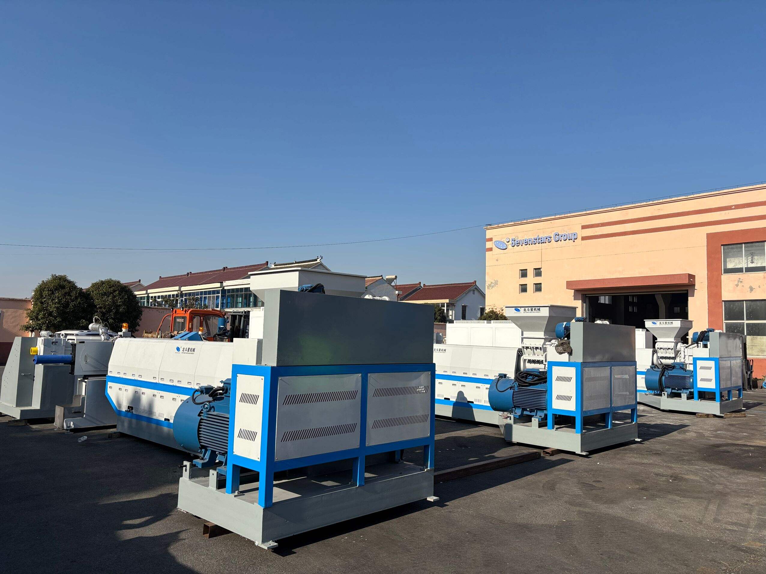 Zhangjiagang Sevenstars Machinery Co.,Ltd.