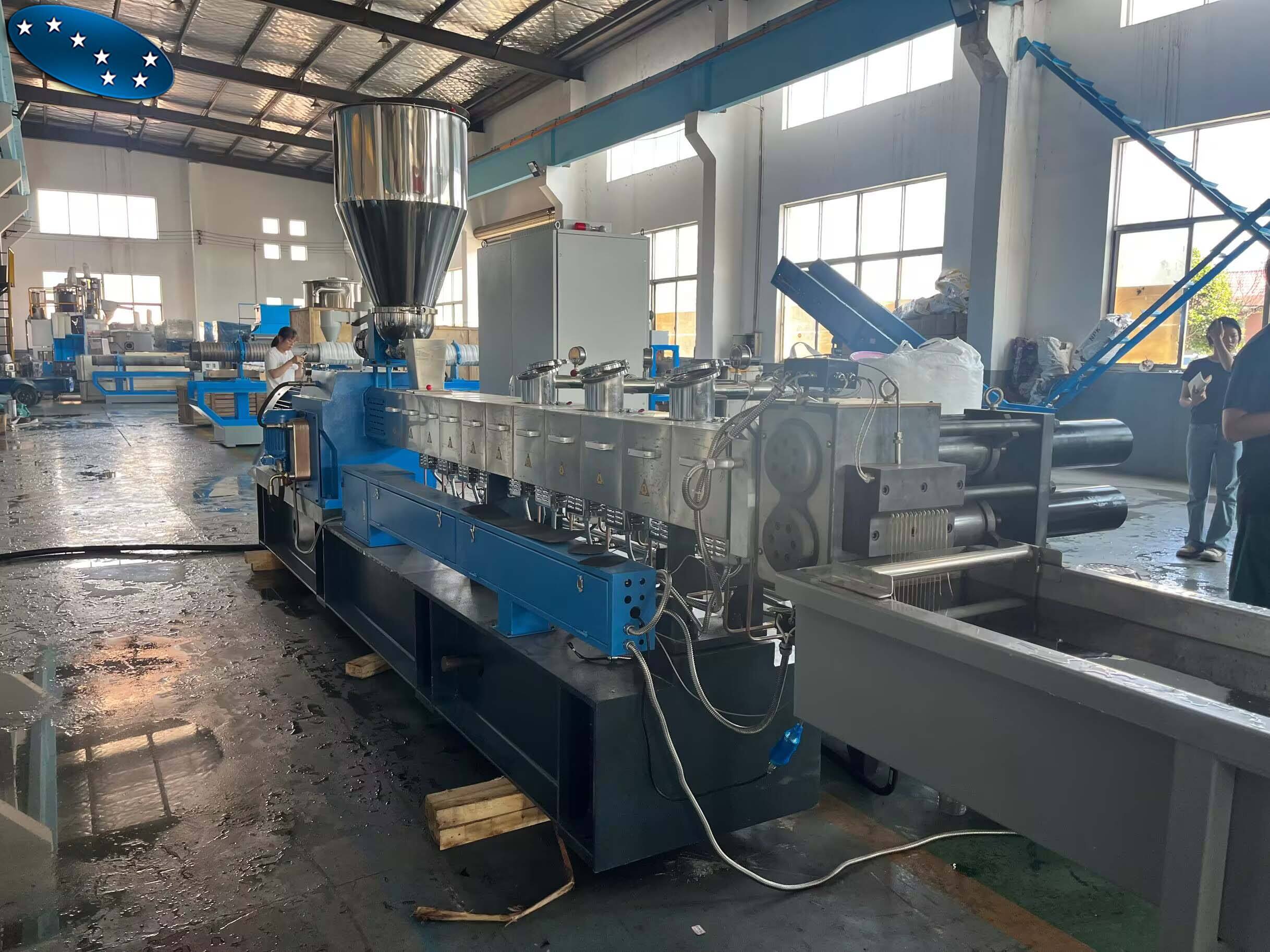 Plastic High Filler Pelletizing Machine Twin Parallel Screw Pelletizing ...
