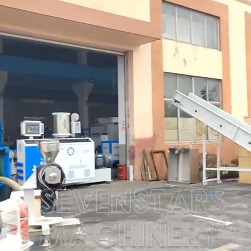 Shipment of plastic machinery