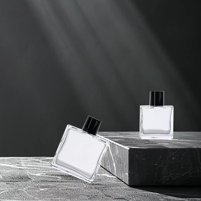 How Custom Perfume Bottles Elevate Your Brand Identity