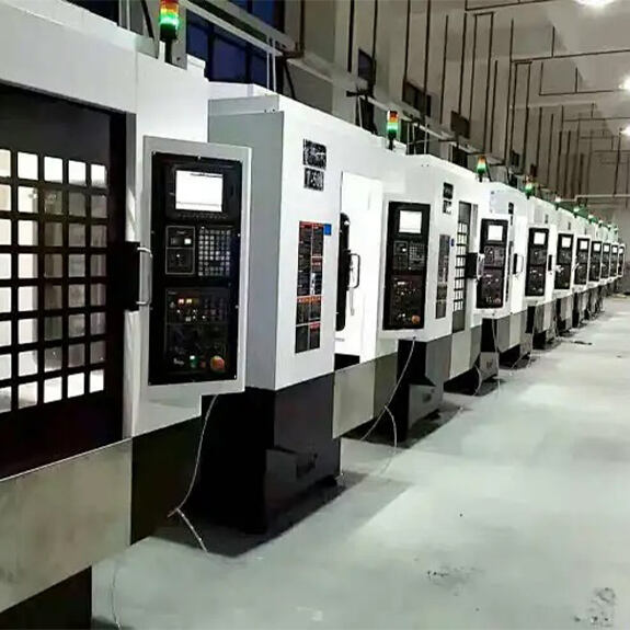 Buyers of rifle sights come to our company for factory inspection