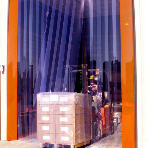 Cortina de Porta em PVC para Armazéns: Facilitando Acesso e Proteção