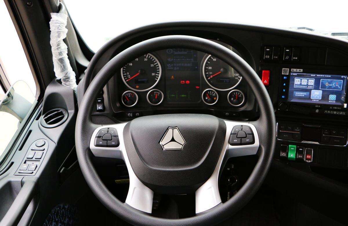 02.jpg