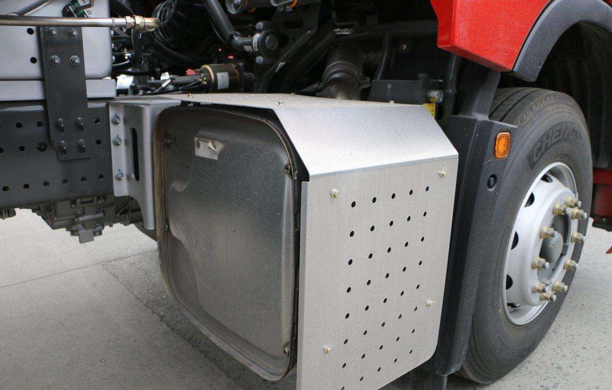 6X4 LNG 480 (8).jpg