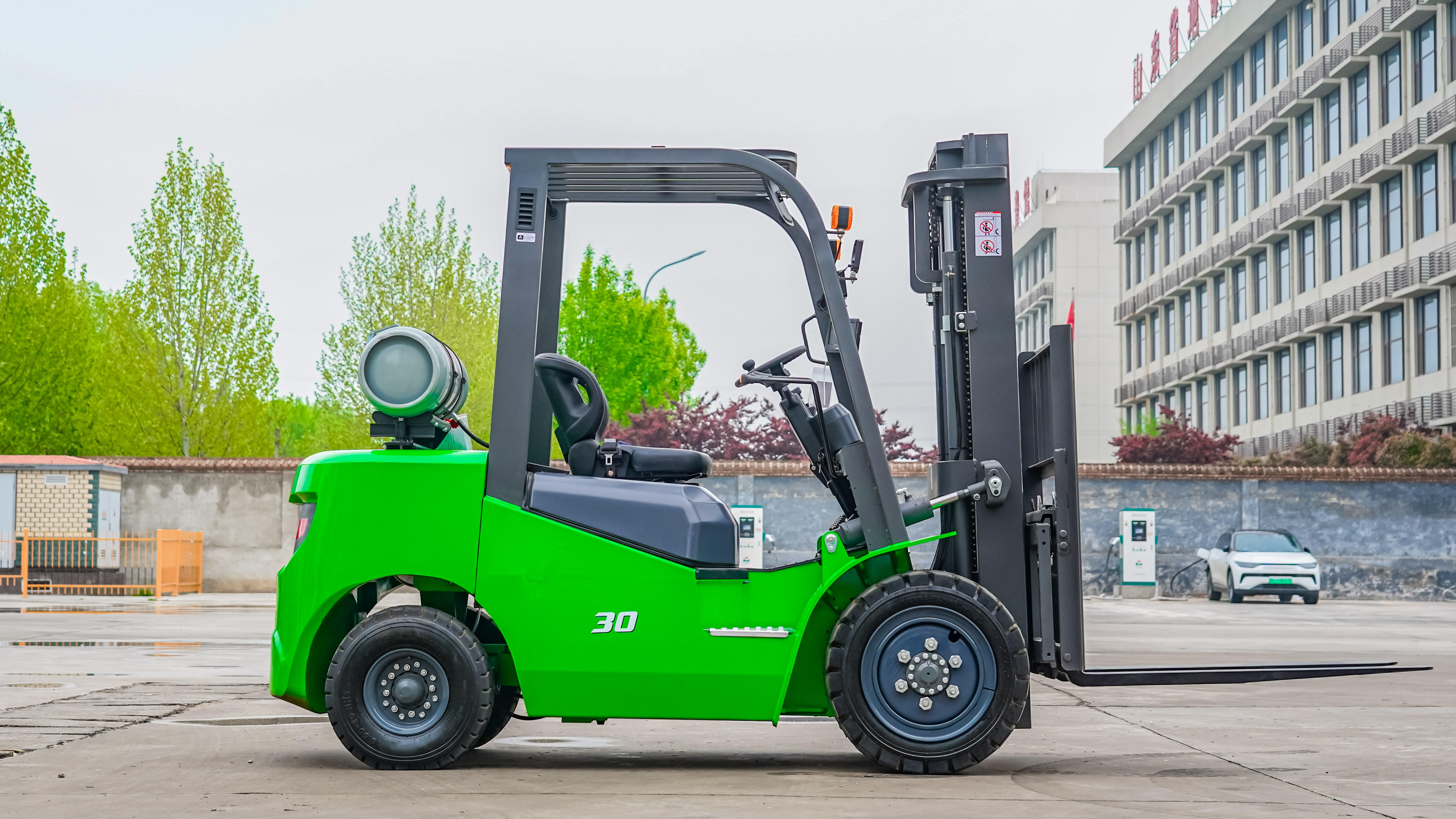 Where to Find High-Quality 5 Ton Electric Forklifts at Wholesale Prices?