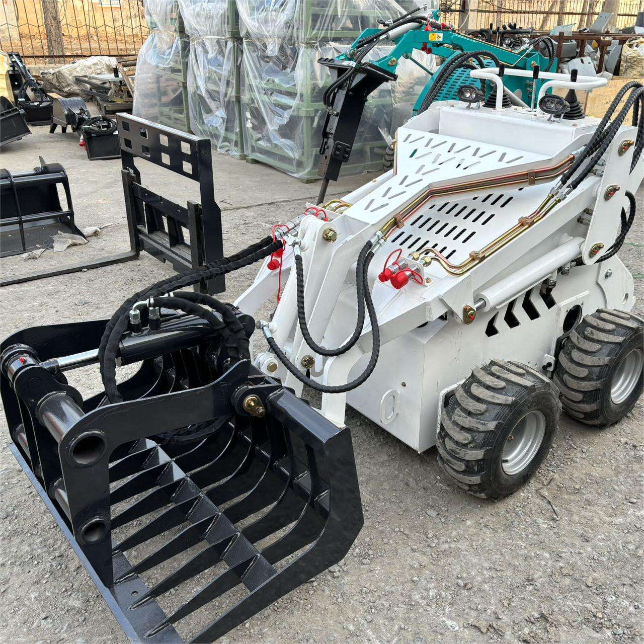 What Makes a Skid Steer Loader Bucket Ideal for Heavy-Duty Tasks?