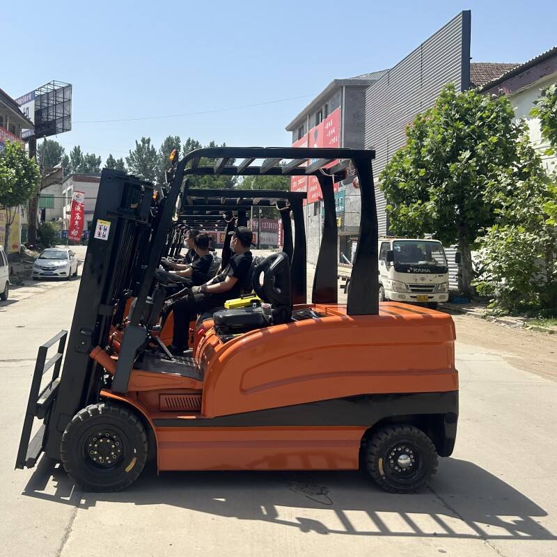 The Ultimate Checklist for Buying Quality Industrial Forklifts