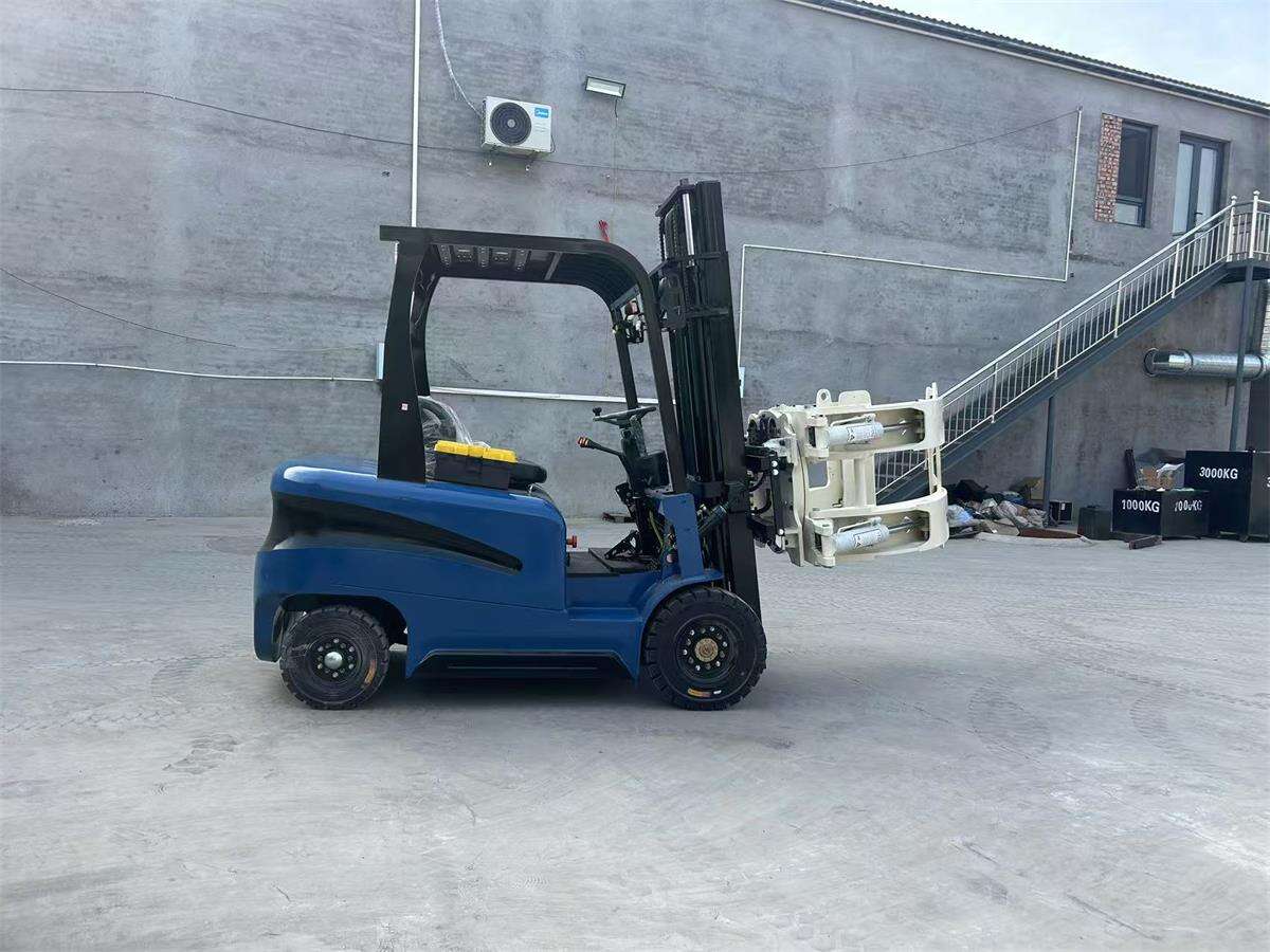 electric forklift