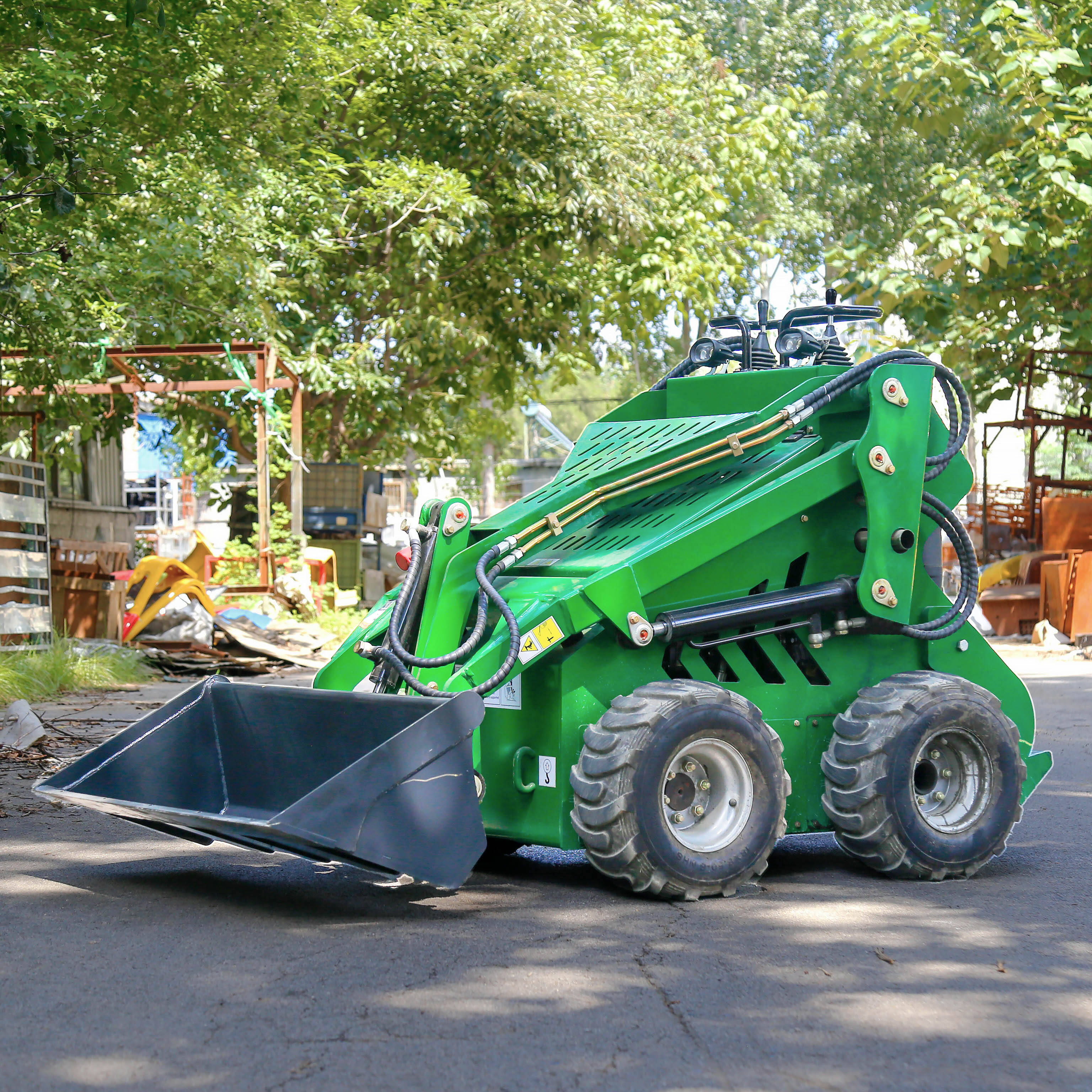 How to Choose the Best Rubber Tracks for Your Skid Steer?