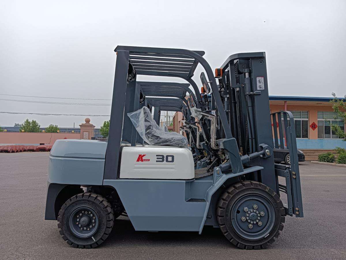 The scope of use of electric forklifts includes