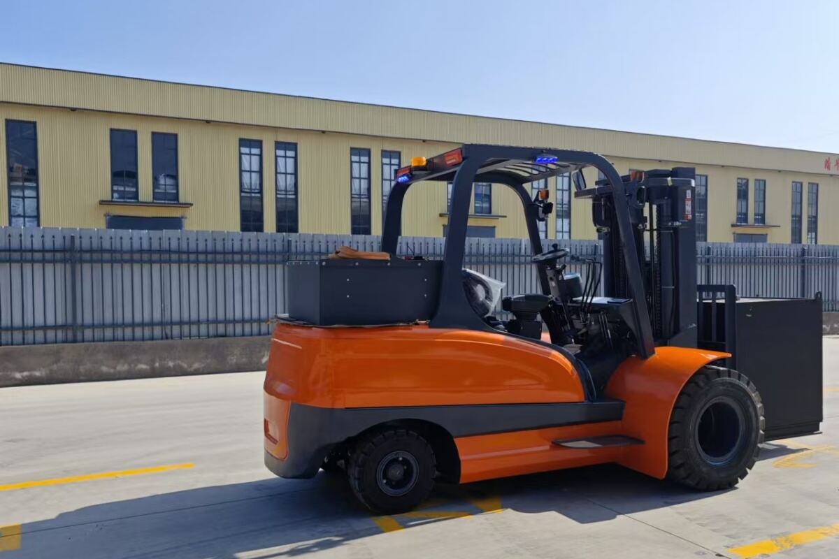 electric forklift