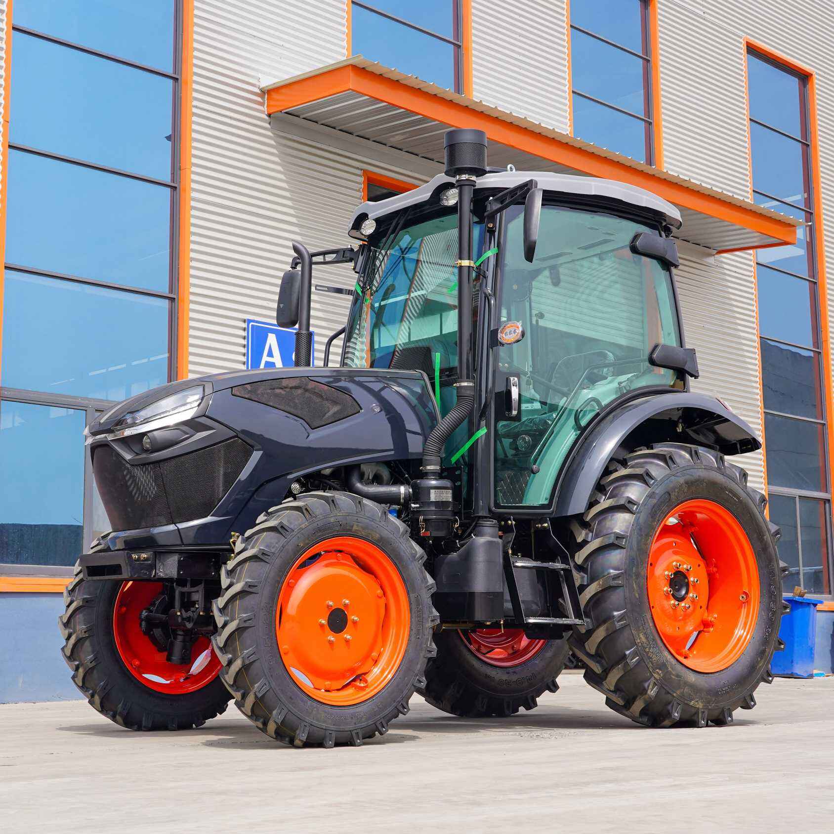 How to Choose the Right Compact Tractor for Wholesale