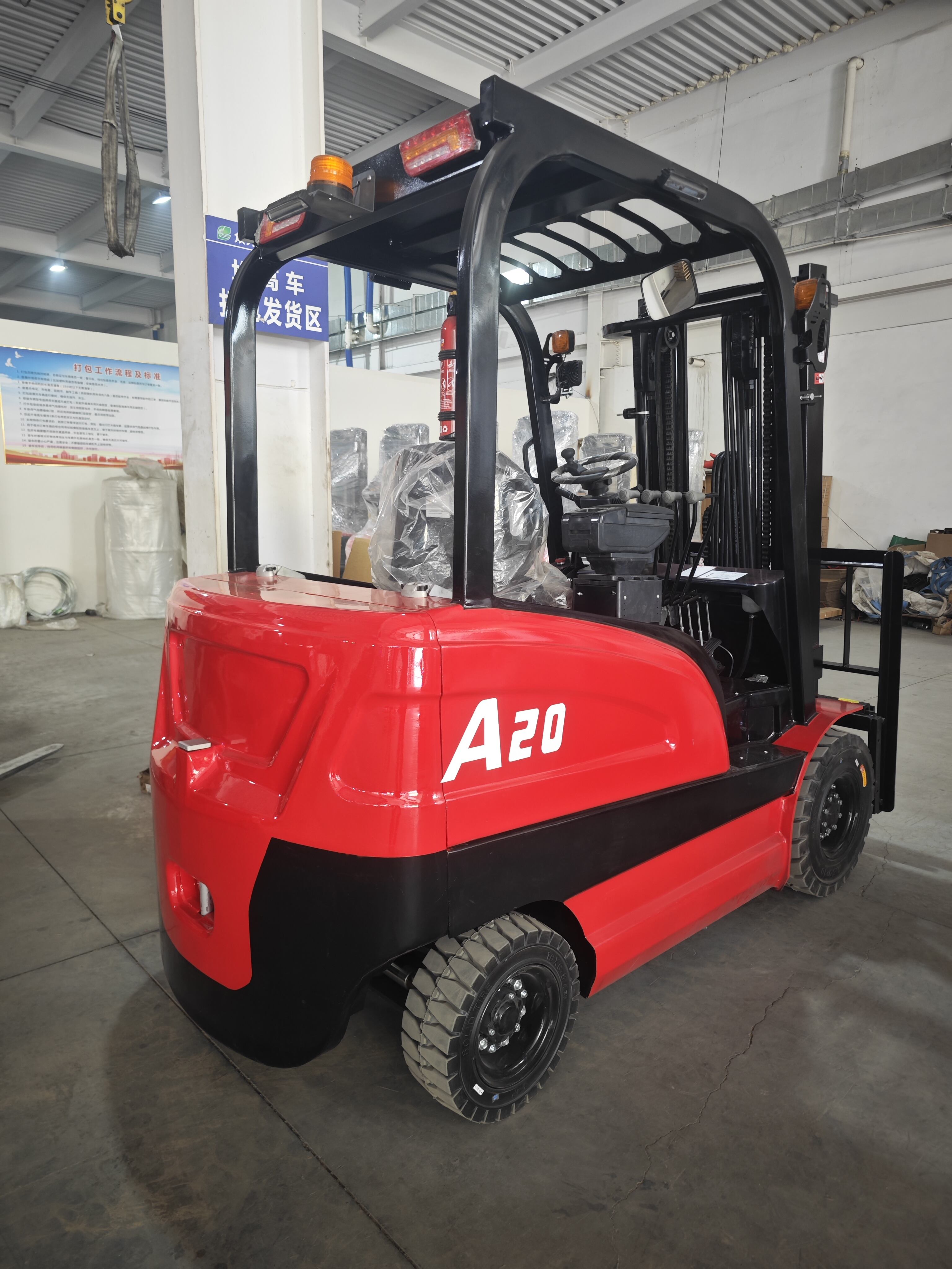 Common Electric Forklift Issues and Expert Solutions