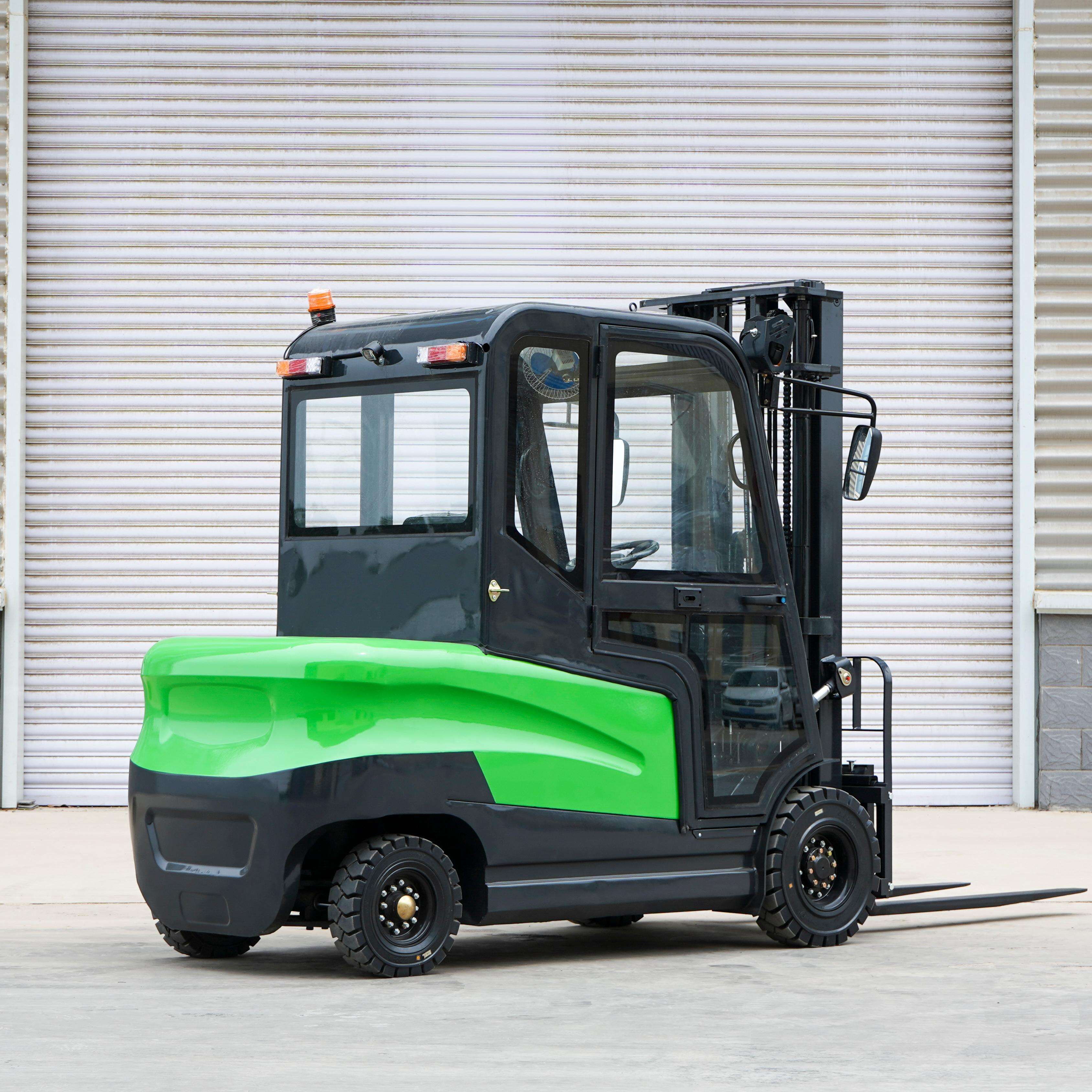 What Wholesale Buyers Should Know About Piggyback Forklift Specifications