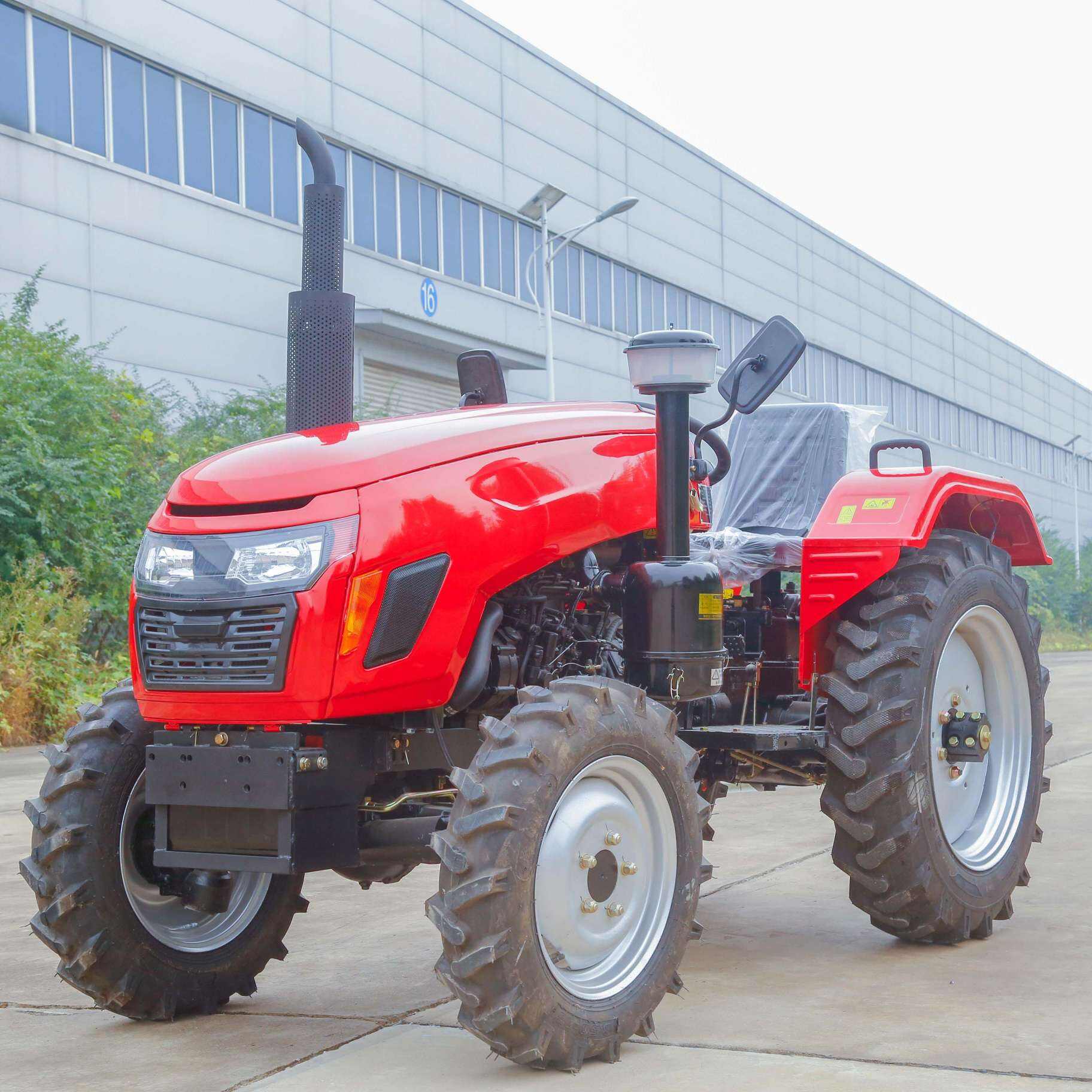 What Makes 4WD Compact Tractors Ideal for Small Farms and Gardens?