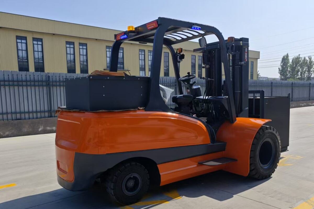 electric forklift