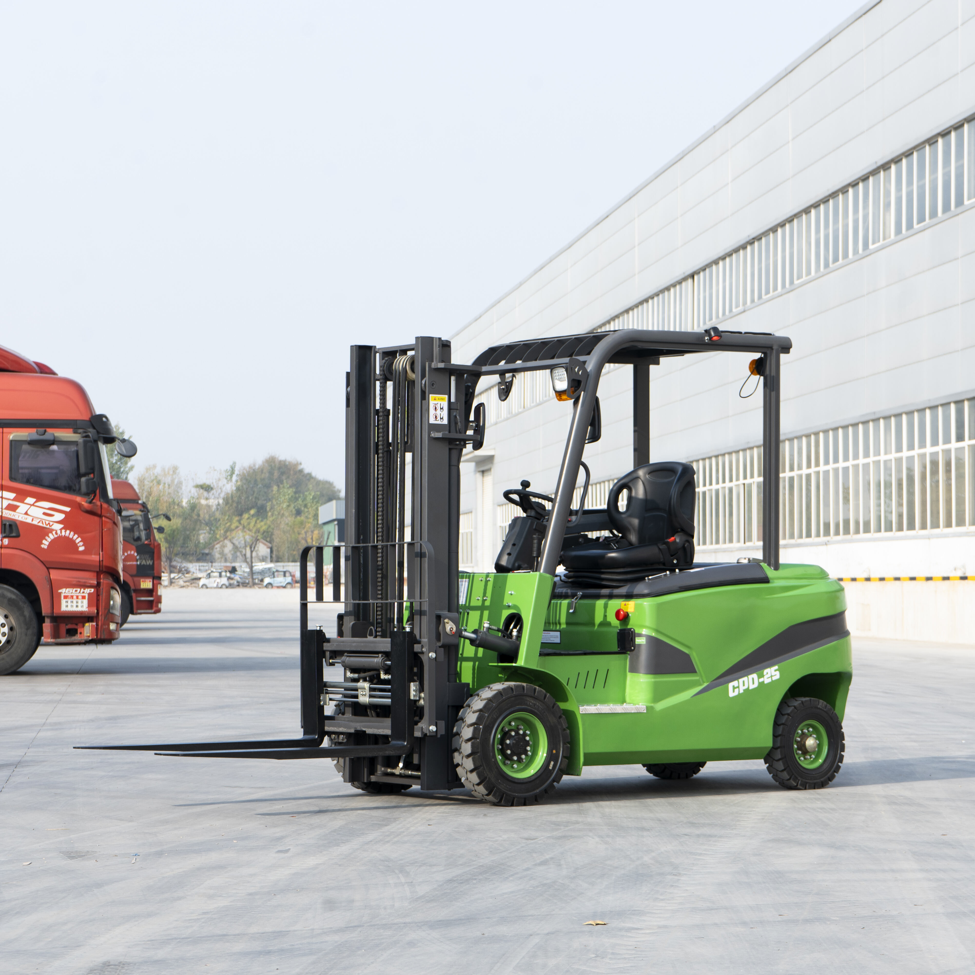 Common Electric Forklift Issues and How Suppliers Solve Them