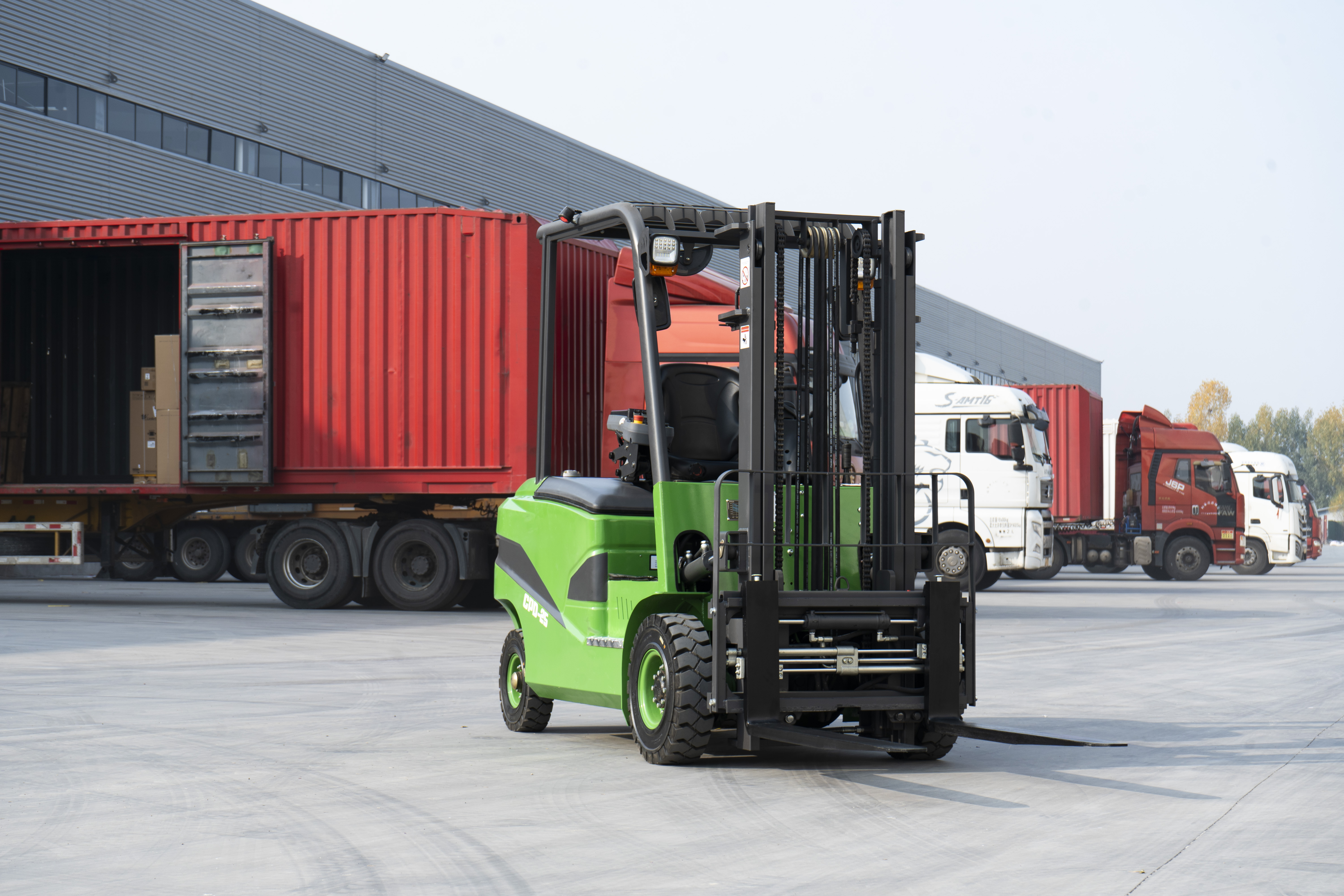 What Common Maintenance Issues Should You Be Aware of with Electric Counterbalance Forklifts?