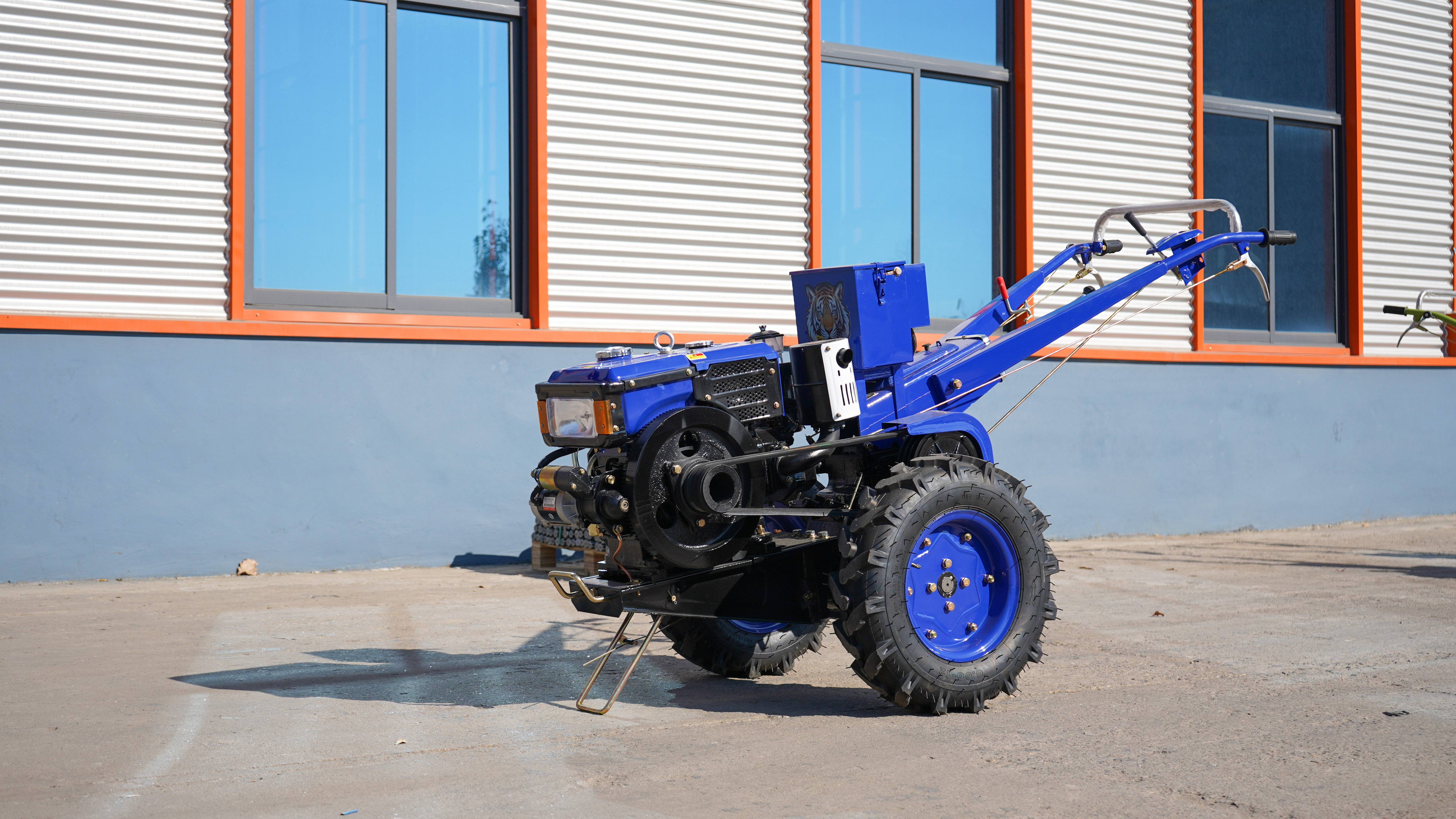 What Makes a 2 Wheel Tractor a Smart Investment for Farmers?