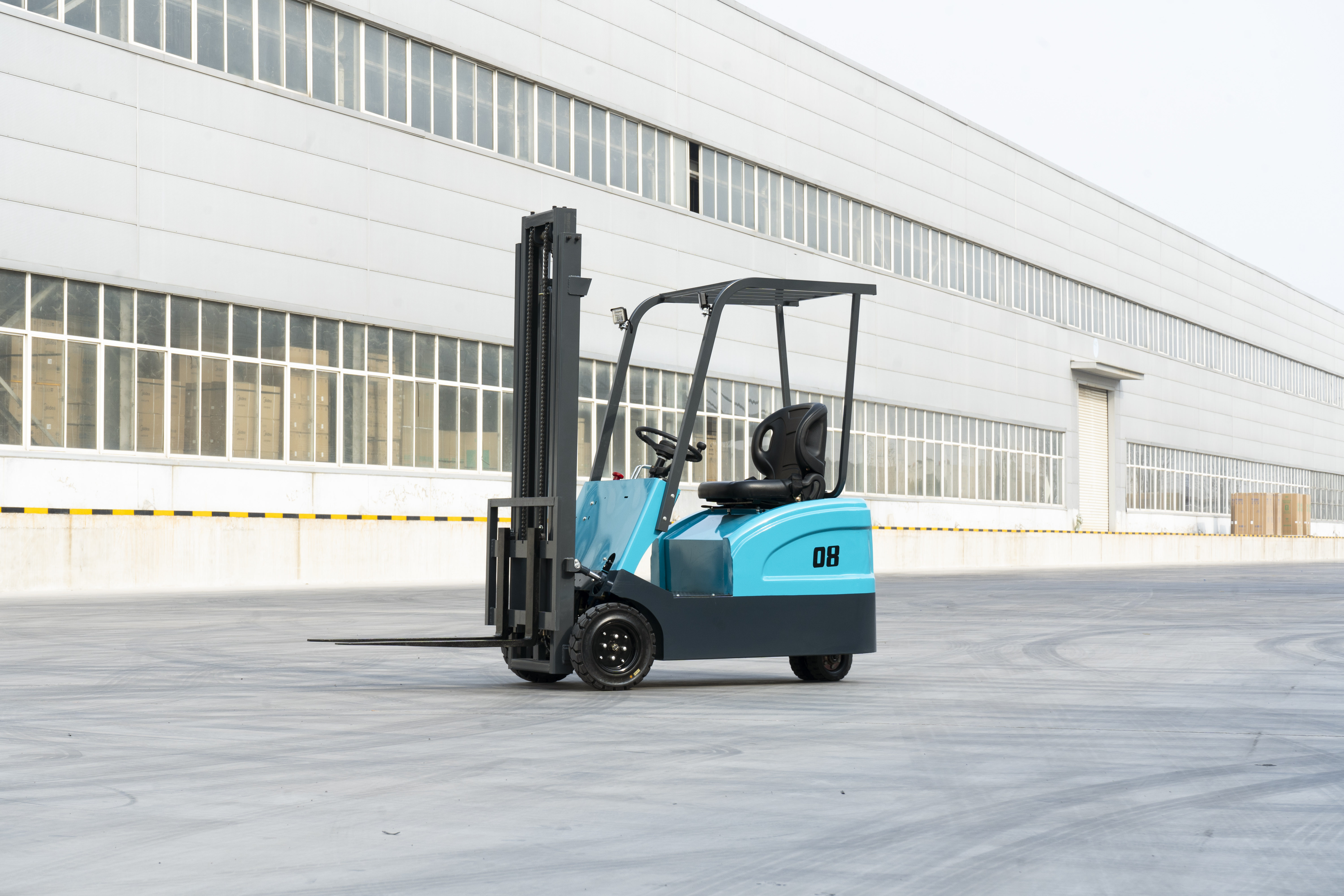 Where Can You Get Reliable Support and Maintenance for Your 8 Ton Forklift?